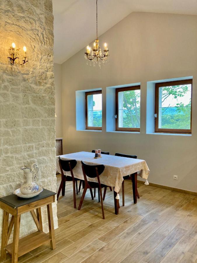Domaine De La Brave Bed & Breakfast Перн-ле-Фонтен Екстериор снимка