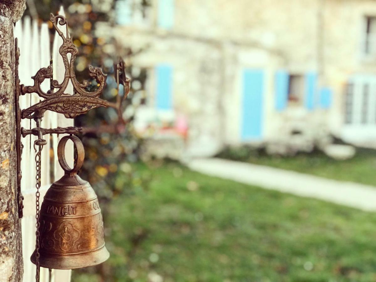 Domaine De La Brave Bed & Breakfast Перн-ле-Фонтен Екстериор снимка